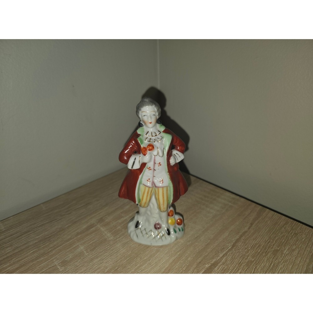 Vintage Occupied Japan Porcelain Colonial Gentleman Figurine Red Coat Gold 5"